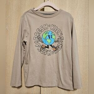 Boy's Old Navy Long-Sleeve Graphic Tee